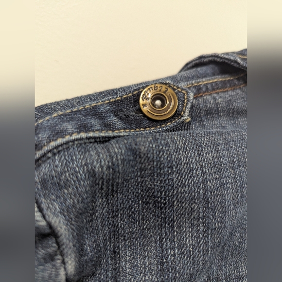 Liquid Jeans Vintage Jean Jacket - Picture 7 of 7